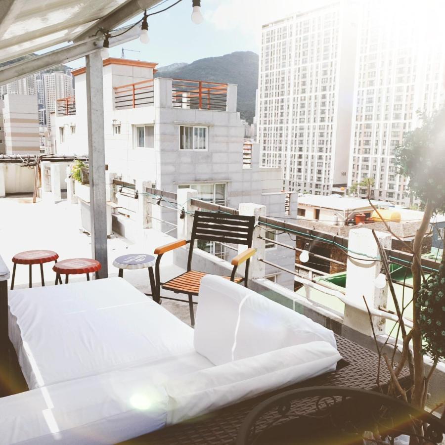 The Antique Apartment Busan Exterior photo